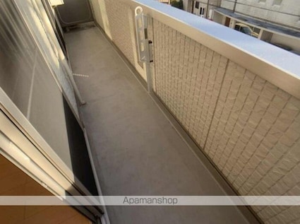 ヴィルドミール中今泉[2LDK/58.07m2]のバルコニー