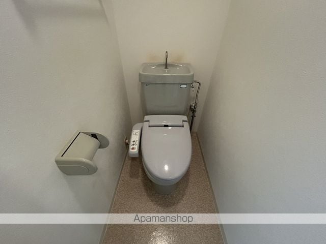 ミールズ江坂の内装写真