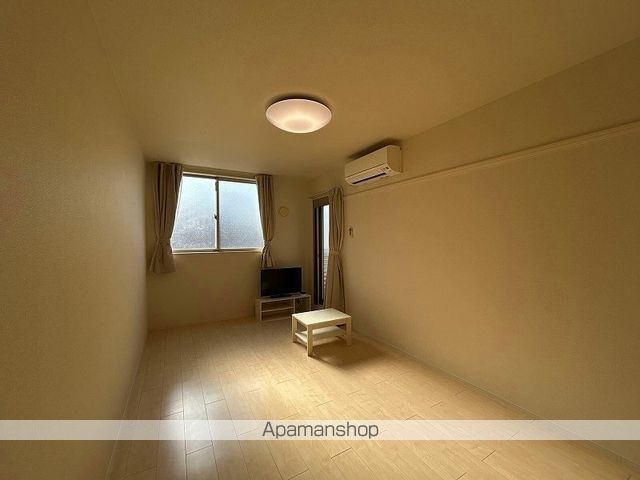 クレイノ葵芳　１号館[1K/24.84m2]のリビング・居間1