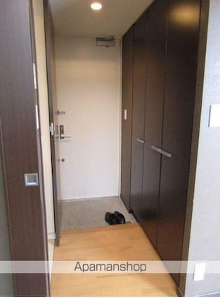 Ｋエリタージュ[1LDK/38.7m2]の玄関