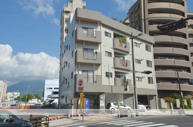 ゼブラビルの外観写真