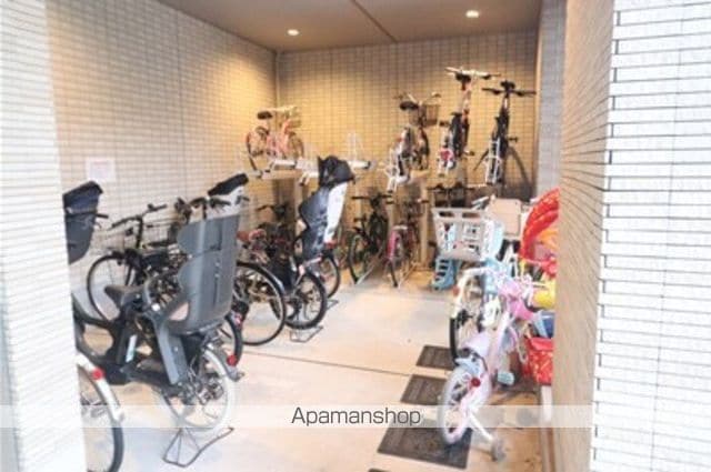 アンプルールの内装写真