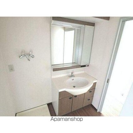 東京都文京区湯島４丁目[1R/39.6m2]の洗面所