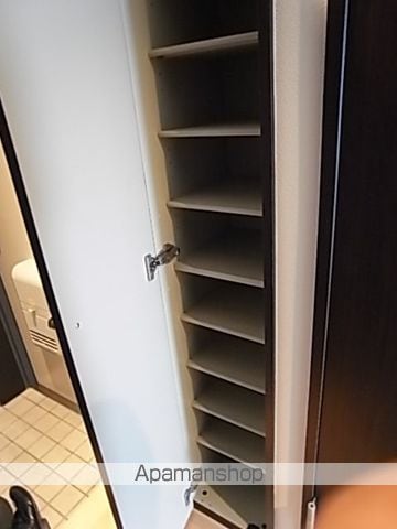 CREA花の木の内装写真