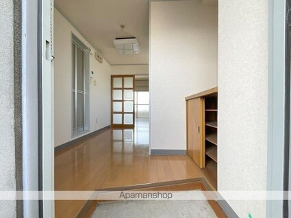 プレアール高松西町[1DK/36.1m2]の玄関