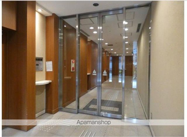 LASANTE池田山の玄関写真