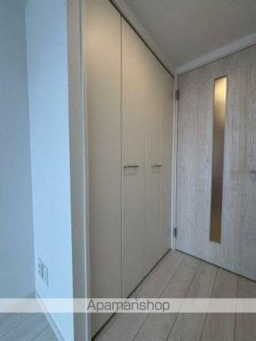 ケイディーエックスレジデンス原木中山の内装写真