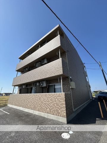ロイヤルサルビアの外観写真
