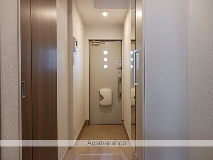 ソラーナ[1R/40.16m2]の玄関