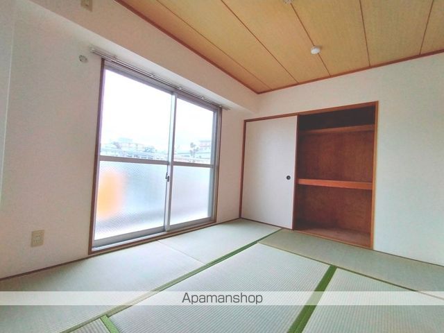 M’プラザ菱江の内装写真