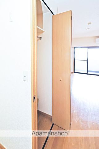 ダイナコートテソロ西新の内装写真