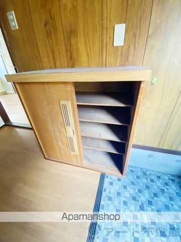 北久米町池内一戸建て 南棟の内装写真