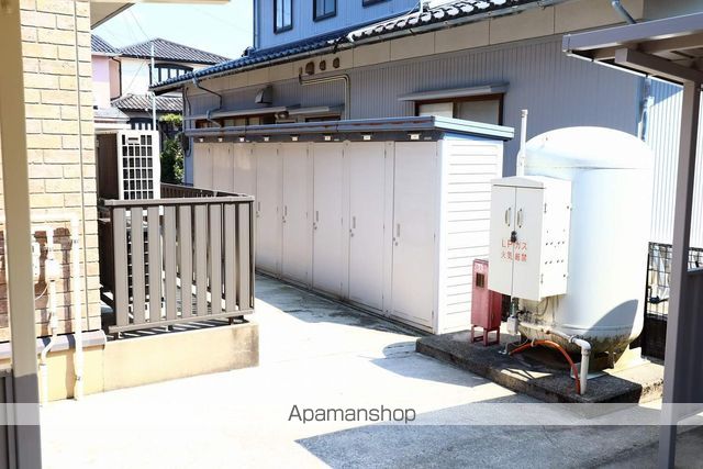 グローヴ Bのその他写真