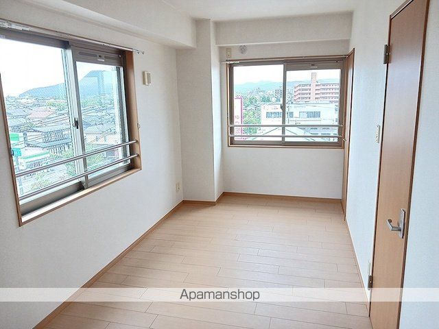 グランソレイユ西中央の内装写真