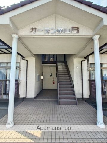 ガーデン茶山 B棟の玄関写真