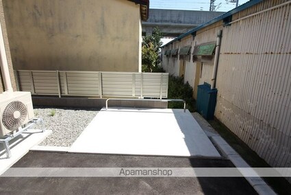 ヒールコートⅤ[2LDK/53.68m2]の共用部1