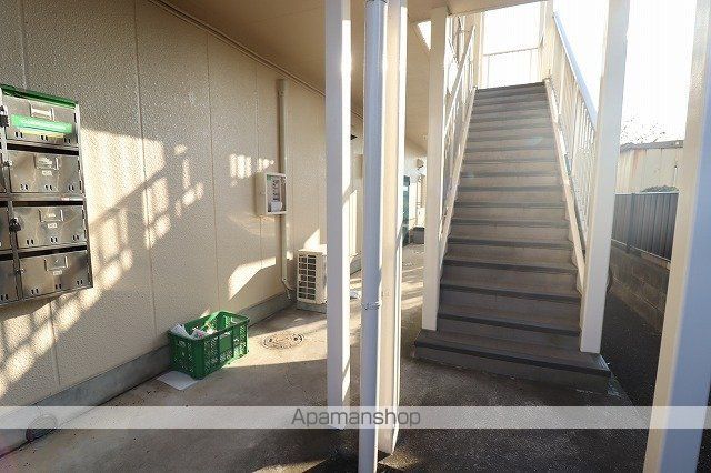 ドミール昭島の玄関写真