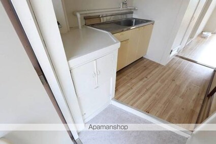 ビレッジハウス中須２号棟[1DK/28.98m2]の玄関