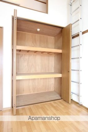 フェニックス松末[1K/30.4m2]の内装2