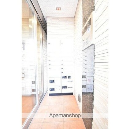 ラスパシオ三軒茶屋[1K/23.32m2]の外観2