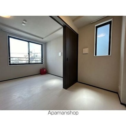 グローリオシェルト駒込[2LDK/40.24m2]のリビング・居間3