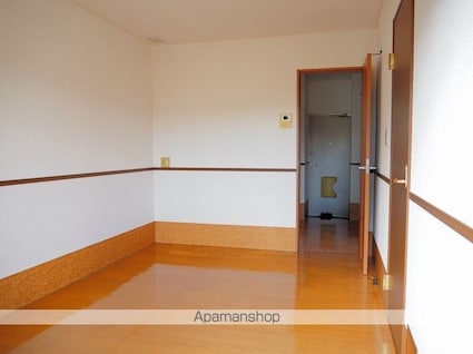 ＬＯＴＵＳ　ＣＯＵＲＴ[2K/32.8m2]の内装5