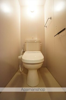 ヴァンヴェール名古屋[1K/24.94m2]のトイレ