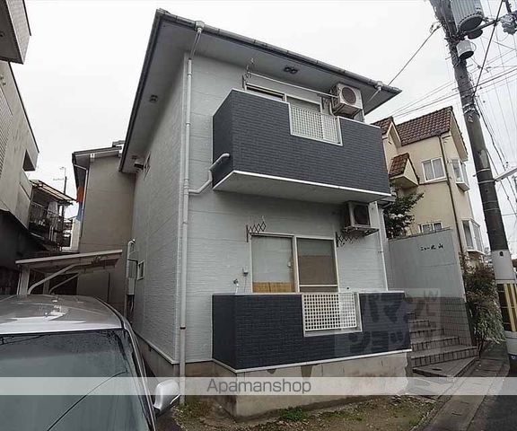 マンションニュー北山の玄関写真