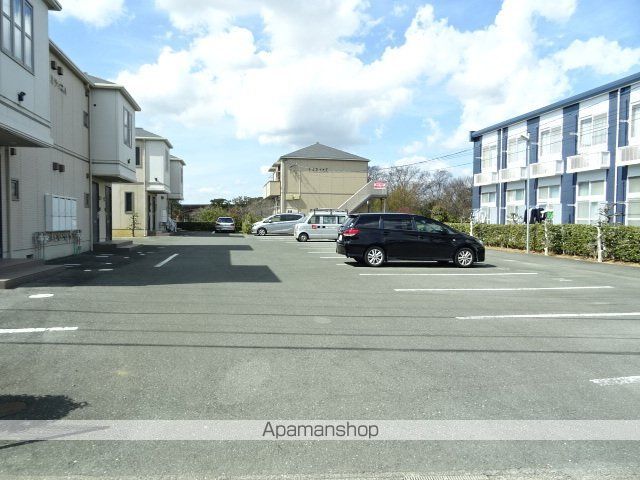 アミティエBの外観写真