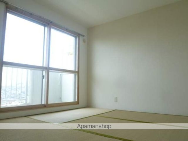 ロイヤルレインボー平岸 A棟の内装写真