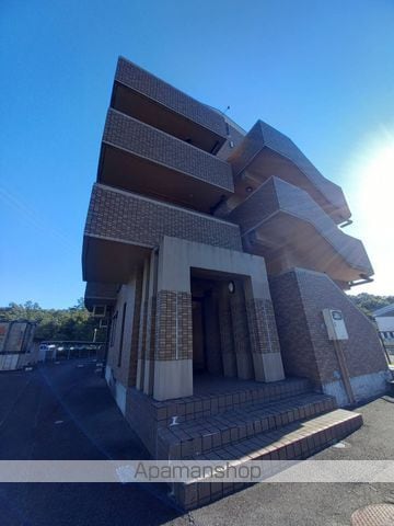 愛知高速東部丘陵線 八草駅 徒歩12分 4階建 築31年の外観写真