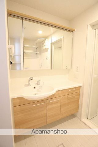 東京都国立市西２丁目[2LDK/62.79m2]の洗面所