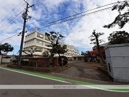 ソレイユベルⅦ[1LDK/41.96m2]の周辺3