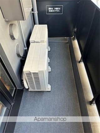 ＺＯＯＭ信濃町[2K/36.99m2]のバルコニー