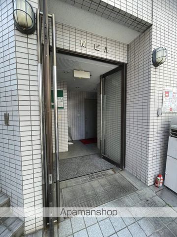 Mビルの玄関写真