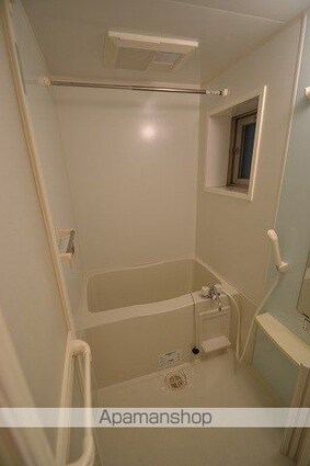 ｋａｔａｙａｍａＢＬＤＧ２０[1R/27.6m2]のバス