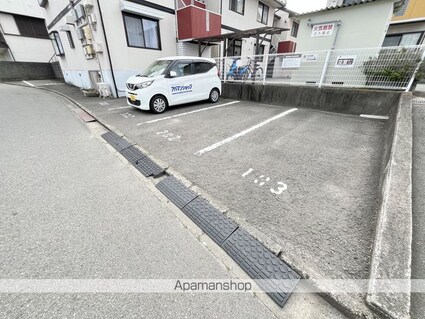 和歌山県和歌山市田尻[3DK/53.72m2]の駐車場2