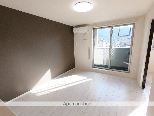 セレーナの内装写真