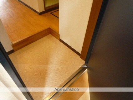 Ｉ．Ｏ．Ｒビル[1K/23.04m2]の玄関