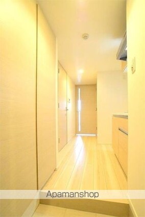 ＢＲＥＥＺＥ　ＭＡＩＳＯＮ　ＨＩＫＡＷＡＤＡＩ[1K/25.77m2]の玄関