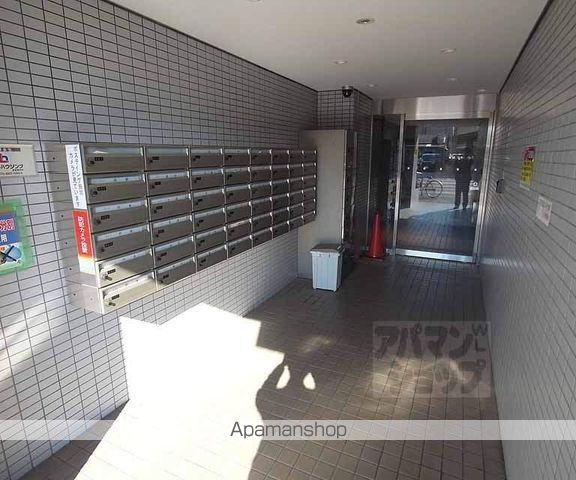 ベストプラザの玄関写真