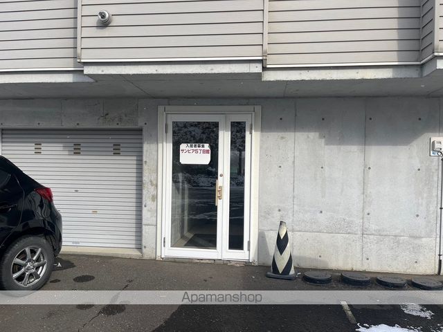 サンピア5丁目館の玄関写真