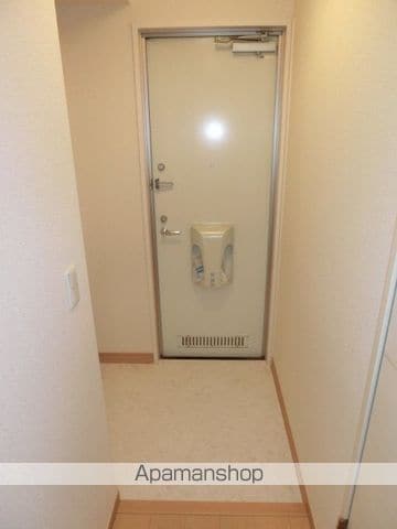 グリーンコート貝塚3号館の内装写真