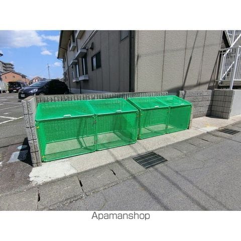栄林ハイツの外観写真