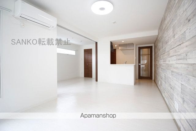 LUX FORTの内装写真