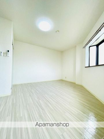 新森ロータリーマンションの内装写真