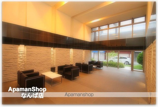 アプリーレ堺筋本町の玄関写真