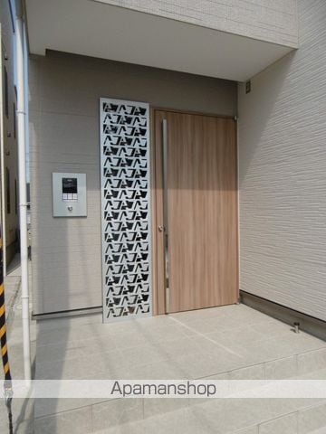 GRANDTIC LA LUNAの玄関写真