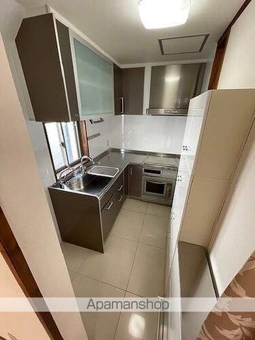 目黒区上目黒五丁目戸建の内装写真