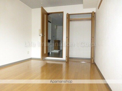 メゾン・ド・ムラジⅡ[1K/25.78m2]の収納